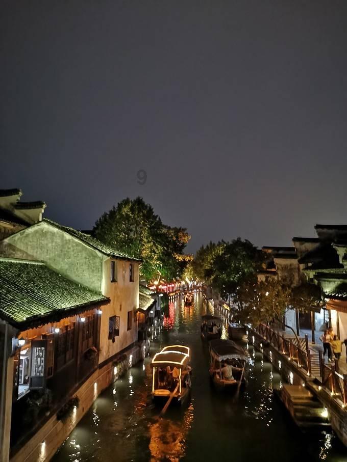 废弃诡异房逃离
